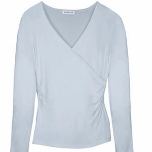 Kettlewell Light Gray Wrap Top “Light Summer”